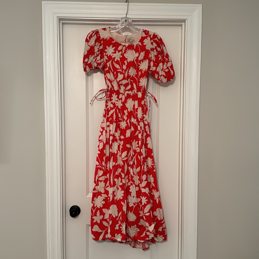 MOON RIVER Red Floral Maxi Dress from Tuckernuck - Picture 5 of 6